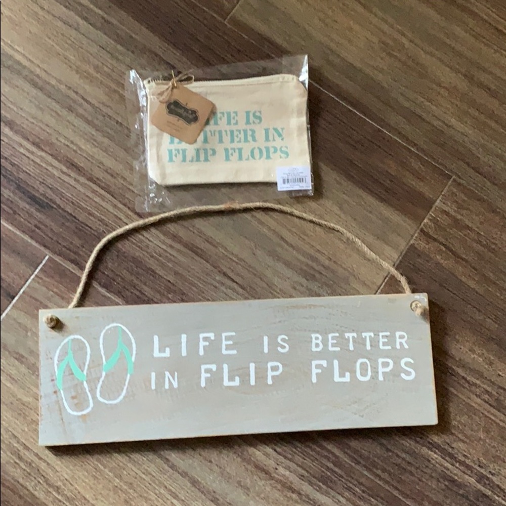 NWT Sign and Pouch